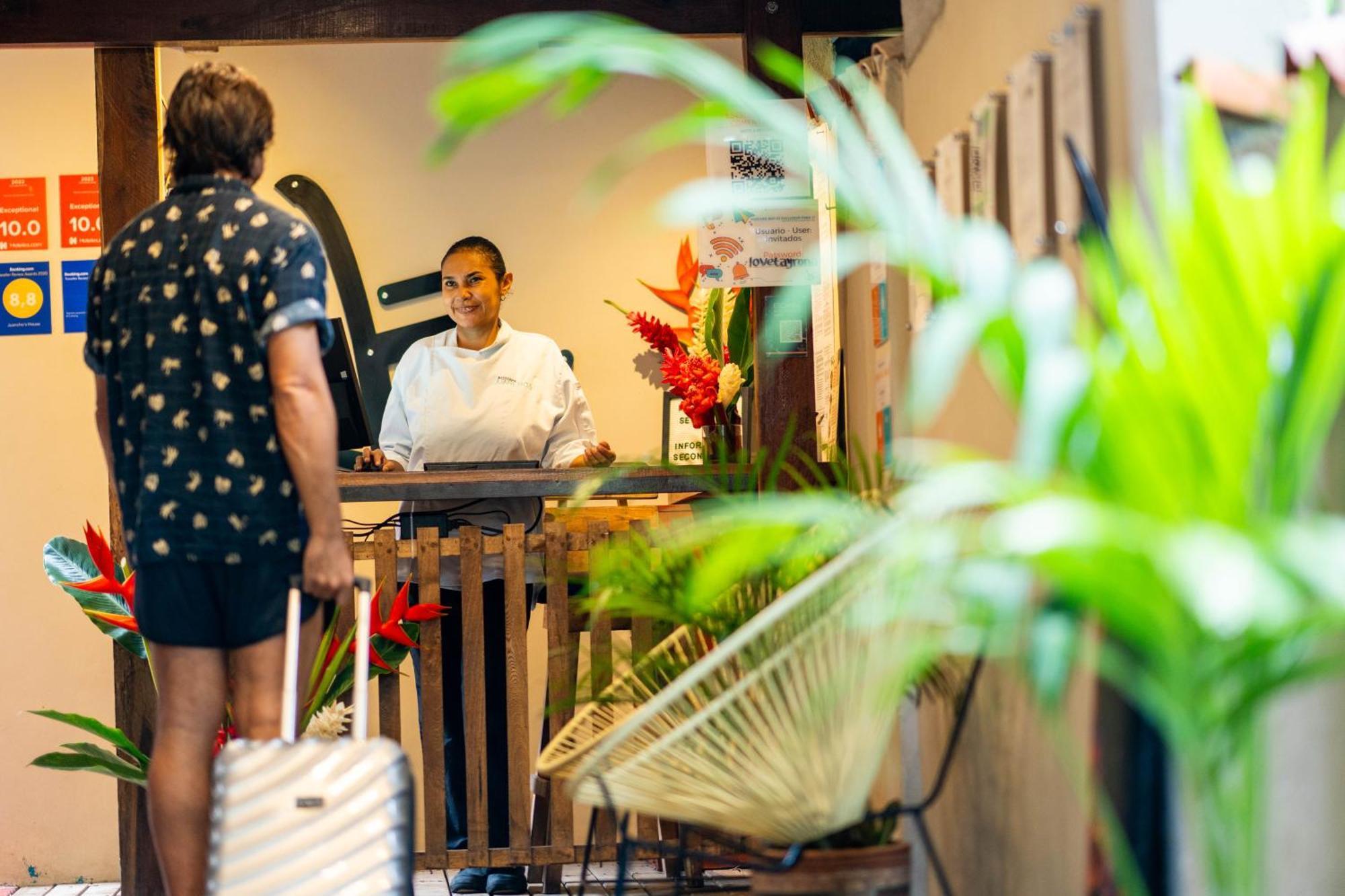 Tayrona Juanchos House Hostel Los Naranjos Dış mekan fotoğraf